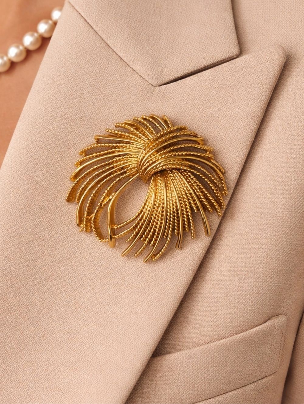 Vintage Monet Gold Tone Statement Brooch Textured Spray Vintage Glam Elegant